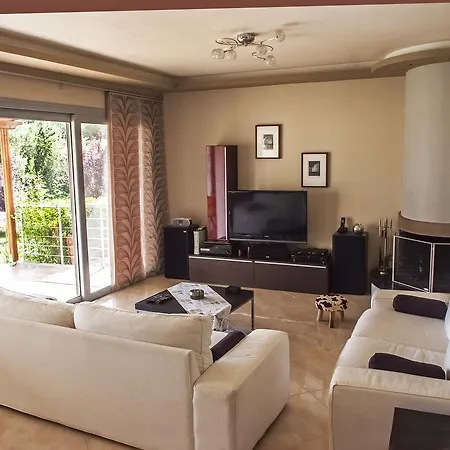 Harmony Villa Karavomylos